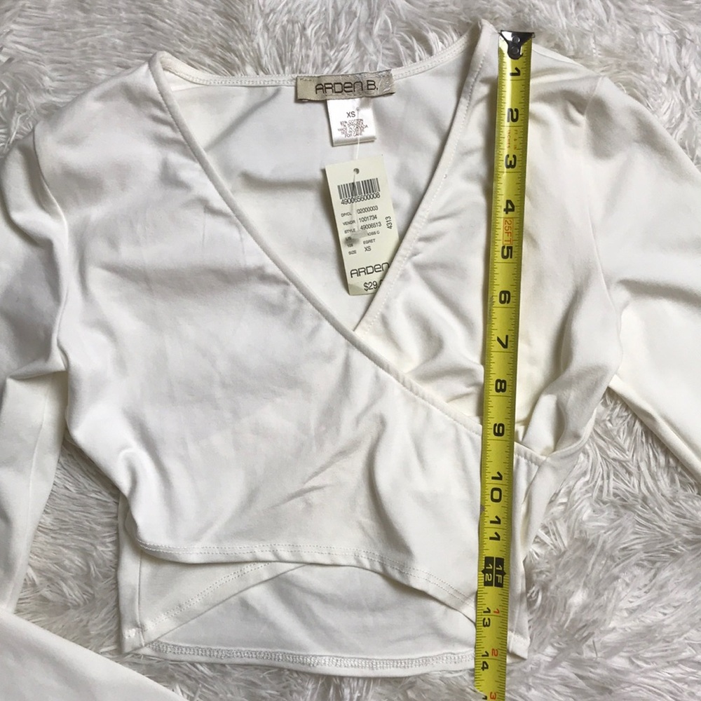 🎉Sale🎊 Arden B. Crop Top - Picture 9 of 14